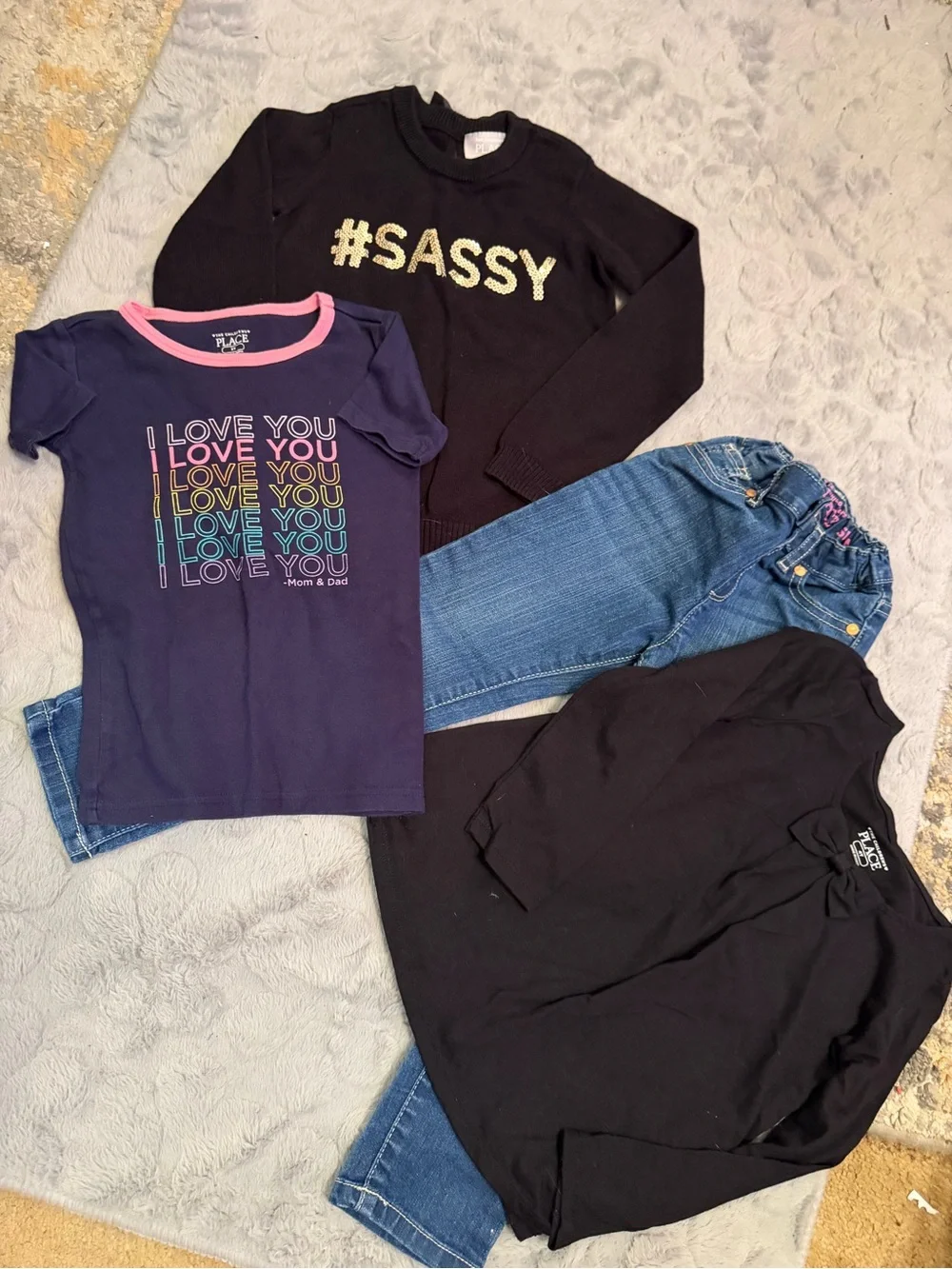 The Childrens Place Girls' 4 piece 4T/5T shirt & Jean set!